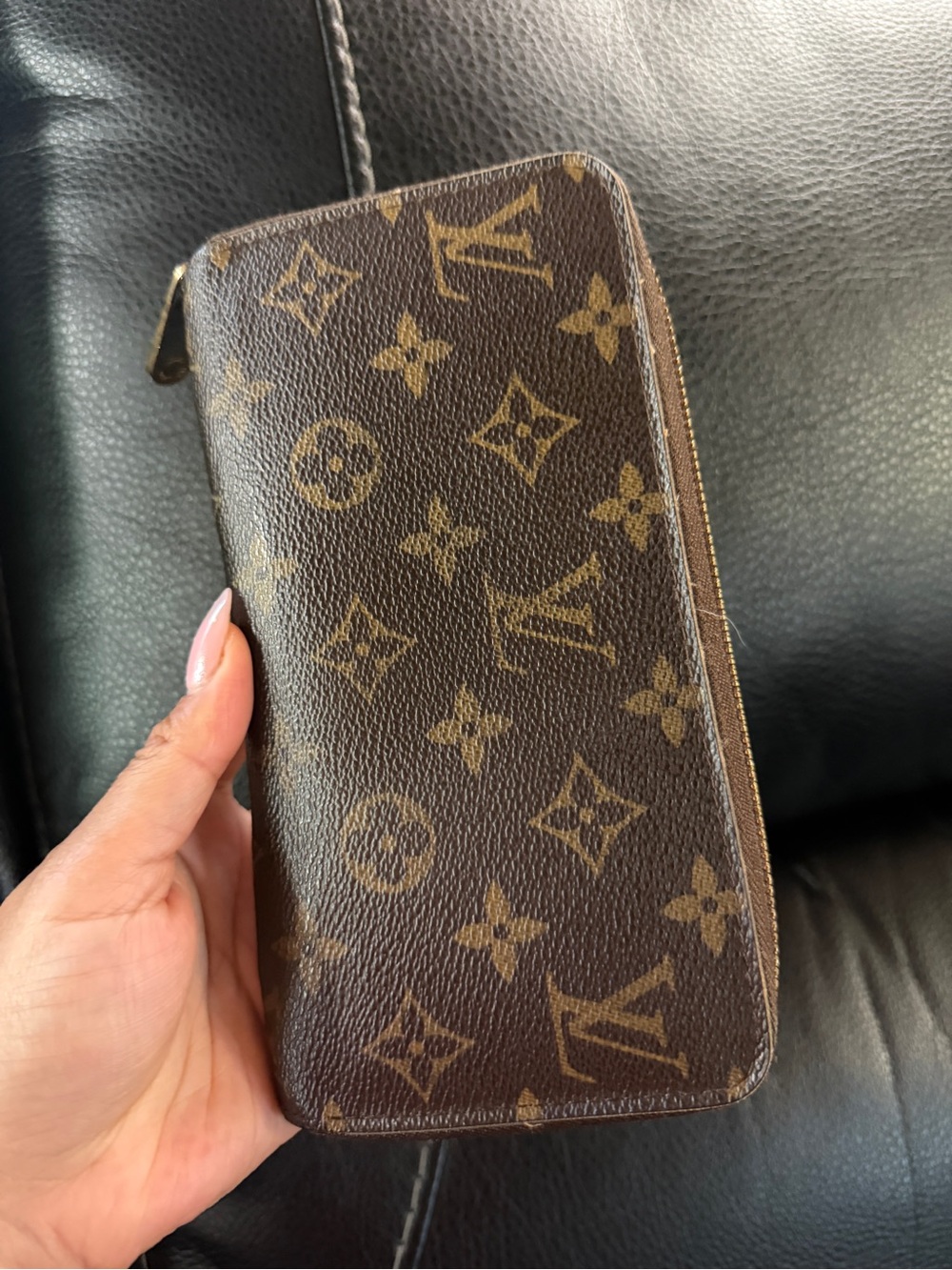 Louis Vuitton Monogram Zip Around Wallet in Brown and Tan